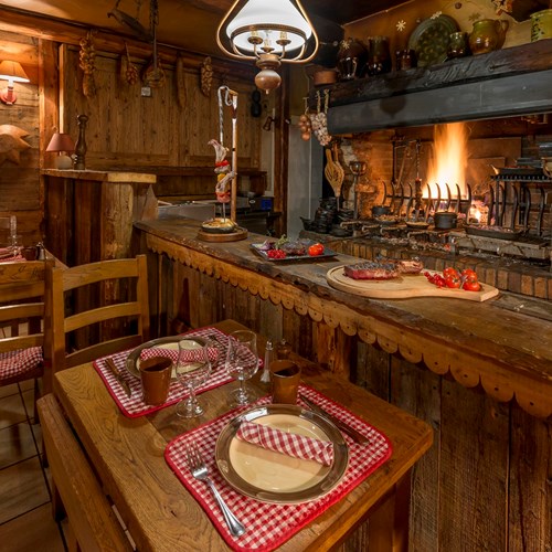 Restaurant-Hotel Eterlou Meribel-France