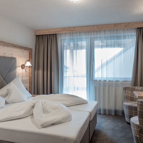 Burghotel Alpenguhn-Ski Accommodation in Obergurgl-Austria-standard room