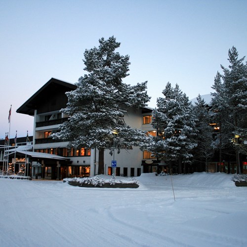 snowy exterior of the Hotel Bardola, Geilo ski resort, Norway