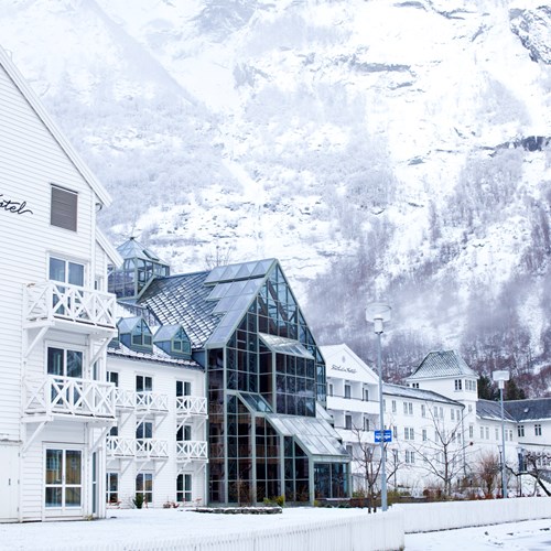 White exterior of Fretheim Hotel-Flam-Norway