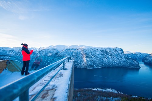 Stegastein frozen viewoint-Flam-Norway