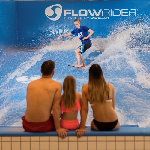 flowrider artificial surfing at Radisson Blu resort Trysil