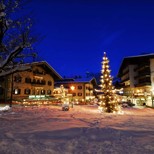 Hotel-Neue-Post-Mayrhofen-ski-resort-exterior at night