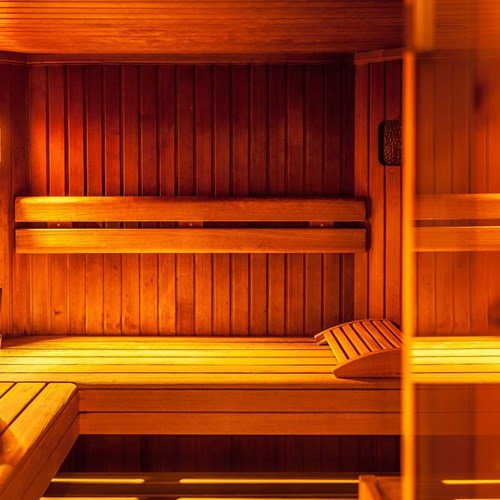 sauna-at-Hotel-Sonnblick-Karpun-ski-destination-in-Austria