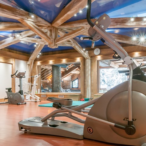 Les-Fermes-de Méribel-self-catering-apartments-France-gym