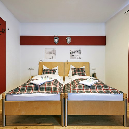 Chalet Amalien Haus St Anton twin room