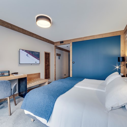 Hotel Avancher in Val d'Isere ski resort comfort room blue