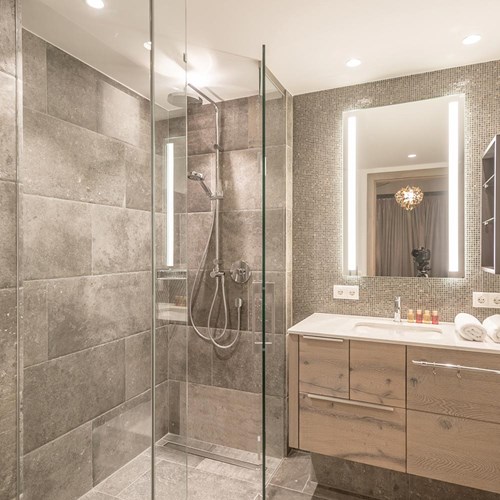 bathroom at Ski Hotel Gurglhof in Obergurgl
