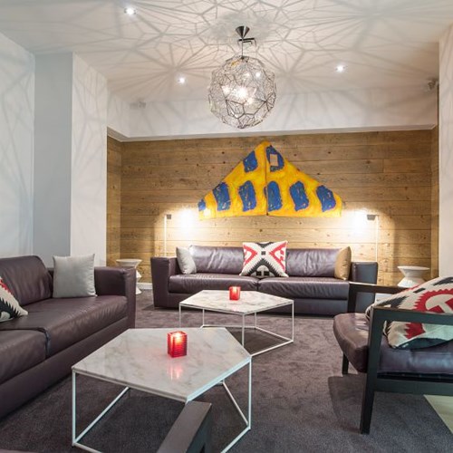 Hotel-Aigle-des-Neiges-Val-dIsere-lounge.jpg