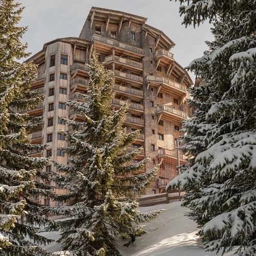 Residence L'Amara exterior trees, self catering apartments in Avoriaz