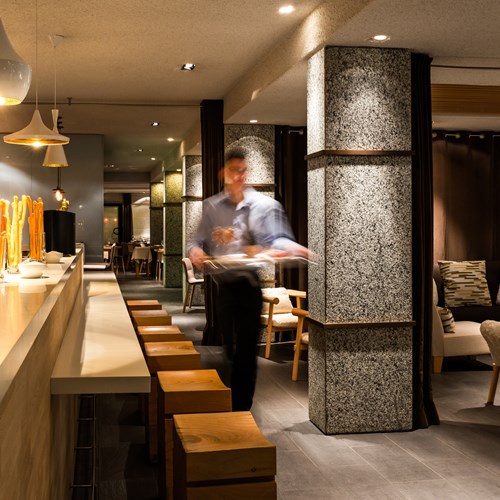 Hotel Le Morgane bar/ restaurant area