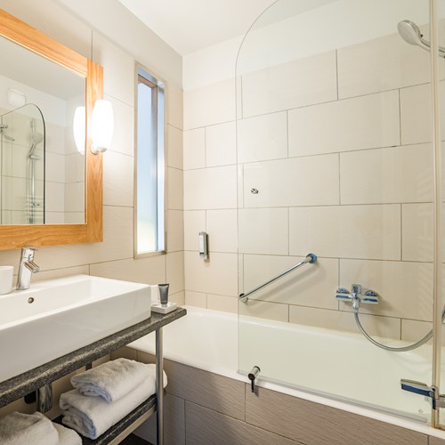 Hotel Le Morgane bathroom