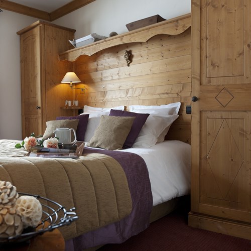 arc 1950 le village apartments, ski apartments in Les Arcs bedroom