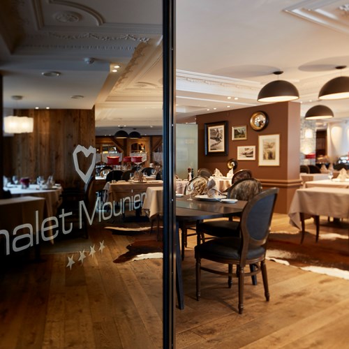 Hotel Chalet Mounier restaurant wide view.jpg