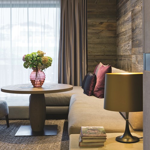 Elisabeth Hotel, luxury ski accommodation in Mayrhofen, Austria. Lounge