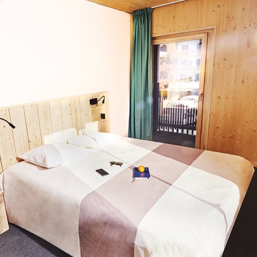 The People Hostel bedroom wide.jpg