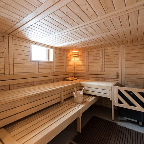 Hotel Le Hameau du Kashmir sauna.jpg