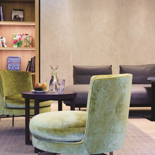 Elisabeth Hotel, luxury ski accommodation in Mayrhofen, Austria. Lounge