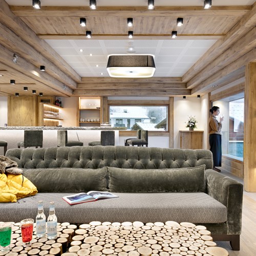 Chalet Elena bar sofa.jpg