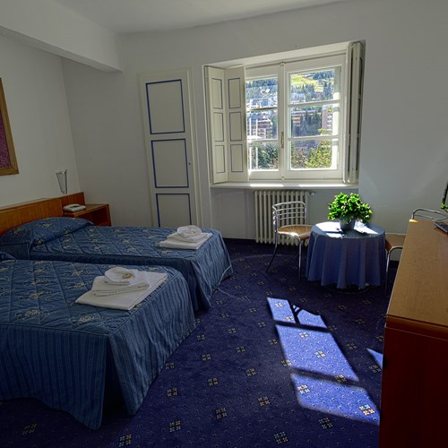 Hotel La Torre twin room.jpg