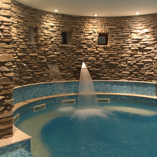 Hotel La Torre whirlpool.JPG