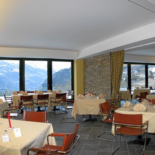 Hotel La Torre restaurant.jpg