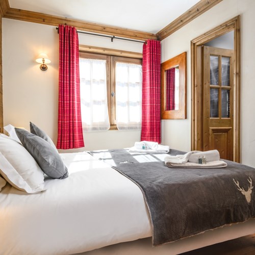 Vieille Forge bedroom.jpg
