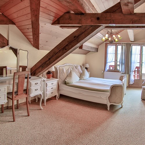 5d room with Jungfrau view.jpg