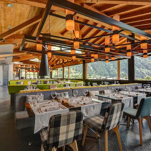 alpina-restaurant_21-j.jpg