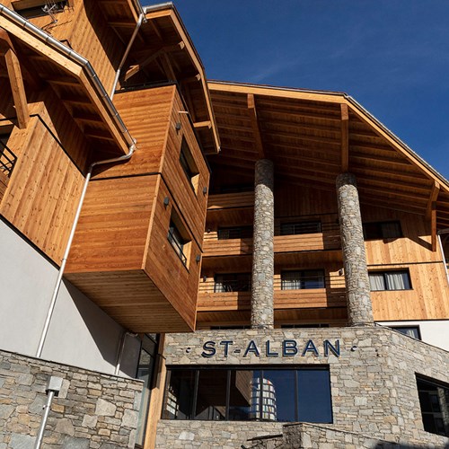St-Alban-Hotel-Spa-Façade-jour-1.jpg