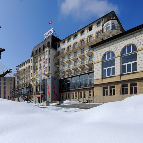 view of the Hotel Terrace in Engelberg from the front