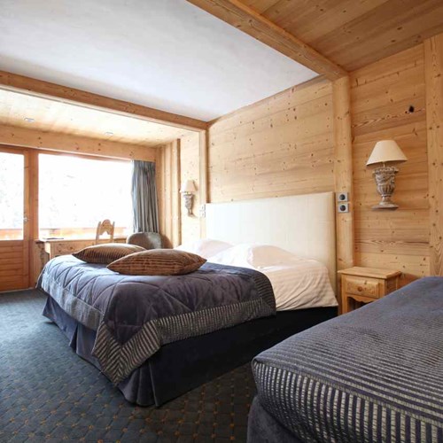 Les-Ducs-de-Savoie-Courchevel-ChArnal (3).jpg