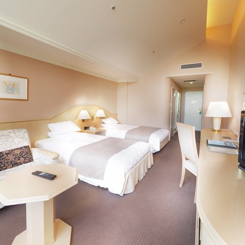 Rusutsu Resort Hotel - Japan skiing - twin room