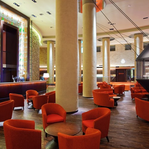 Ski Hotel Hilton Niseko Village - Japan skiing - flame bar and lounge