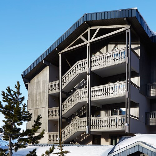 Hotel-Fitz-Roy-Val-Thorens-balcony-exteriors