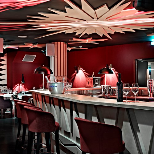 Hotel-Altapura-Val-Thorens-bar area