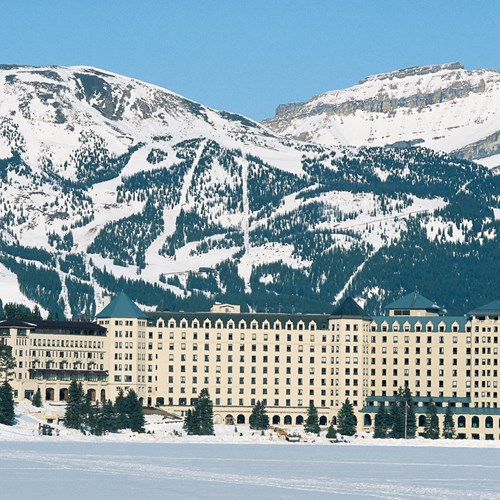 Fairmont Chateau Lake Louise Exterior