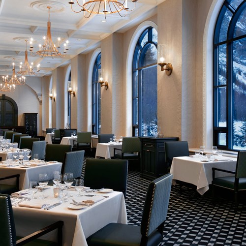 Fairmont-Chateau-Lake-Louise-Fairview-dining-room.jpg