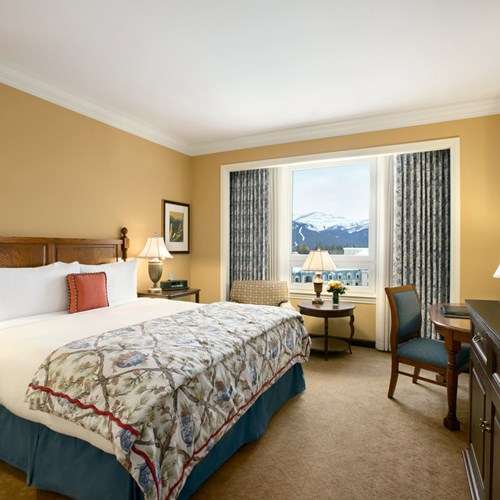 Fairmont-Chateau-Lake-Louise-Gold-Mountain-View-room.jpg