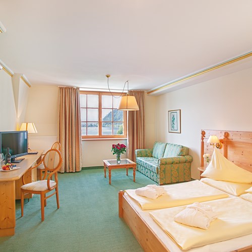 Grand Hotel , ski accommodation in Zell-am-See, Austria - Family room