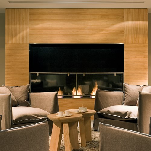 Hotel Le Morgane living room with fire