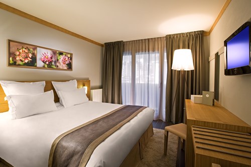 hotel le morgane chamonix affordable ski breaks