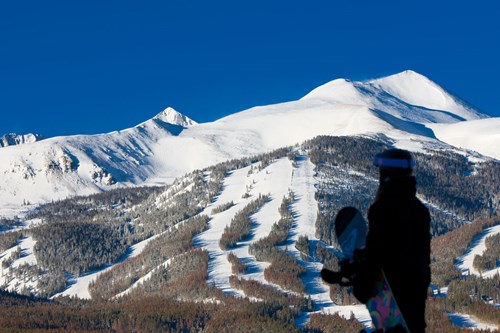 Breckenridge-usa-snowboader-and-mountain.jpg
