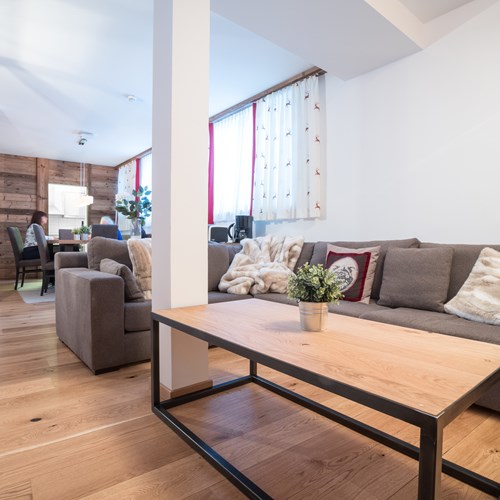 Little Haus living area. Ski accommodation in St Anton, Austria