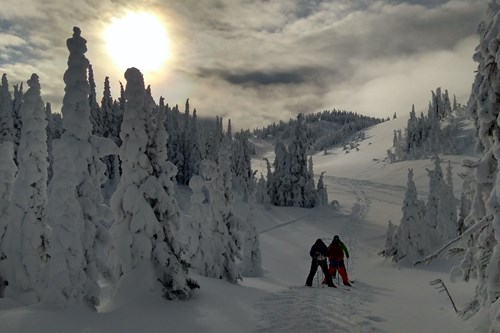 Sun-peaks-low-sun