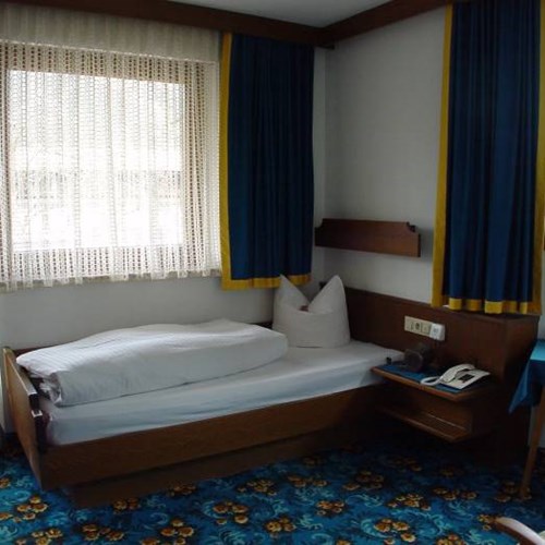 Hotel Maria Theresia, Ski Accommodation Austria. Bedroom