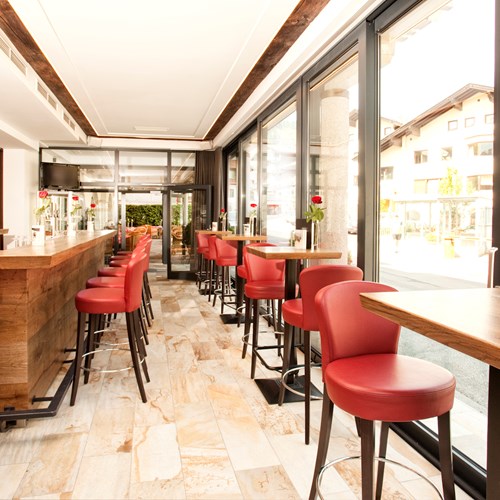 Sporthotel Reisch, Kitzbuhel ski accommodation, bar
