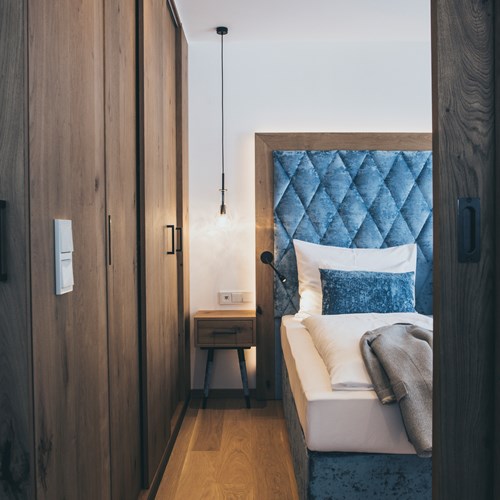 The Crystal Lifestyle Hotel, Luxury ski accommodation in Austria, bedroom