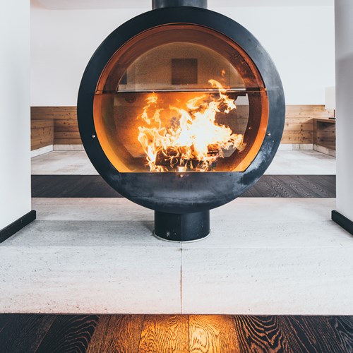 The Crystal Lifestyle Hotel, Luxury ski accommodation Austria, indoor fire