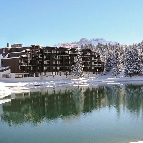 Courchevel-Mercure-hotel-exterior.jpg